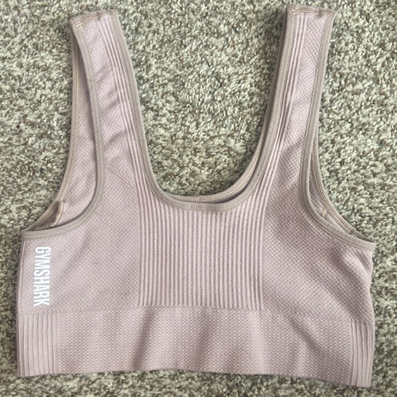 Gymshark Crop - Picture 2 of 3